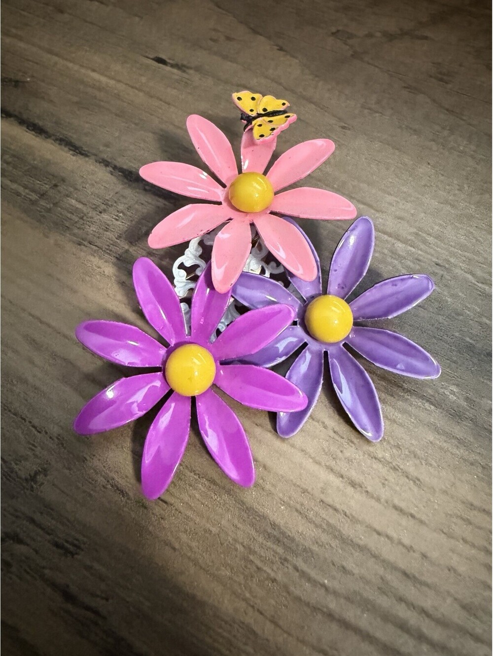 Pink Purple Vintage Flower Brooch Mid Mod Daisy with butterfly 60s-70s Style